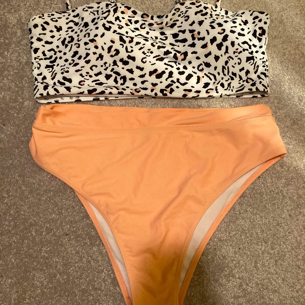 ✨SHEIN bandeau high waisted bikini, NEVER WORN✨